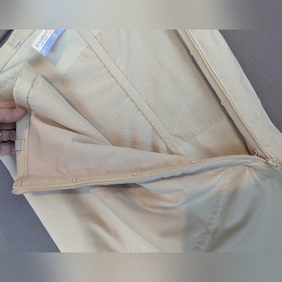 Body After Baby CD1 Size 3 Like New Support Shapewear Missing Straps - Picture 7 of 11